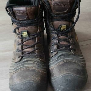 Men's keen work boots size 9